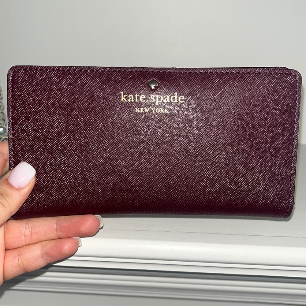 Kate Spade Wallet (Never Used)